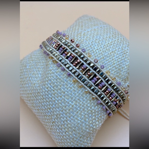 Hemp & Seed Bead layered bracelet, adjustable, artisan, LIKE NEW - Picture 3 of 5